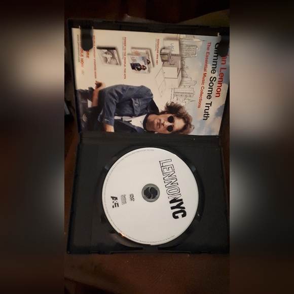 DVD Lennon NYC - Picture 3 of 3